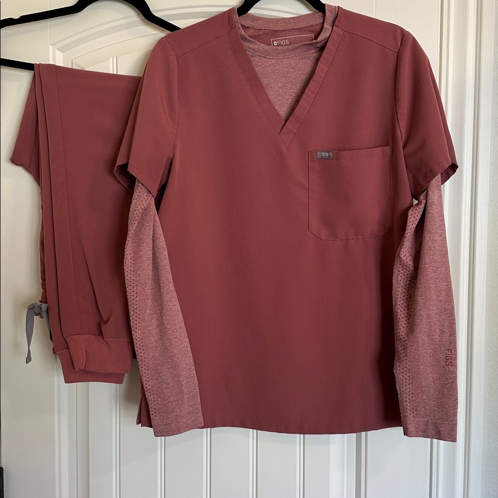 Mauve three-piece set